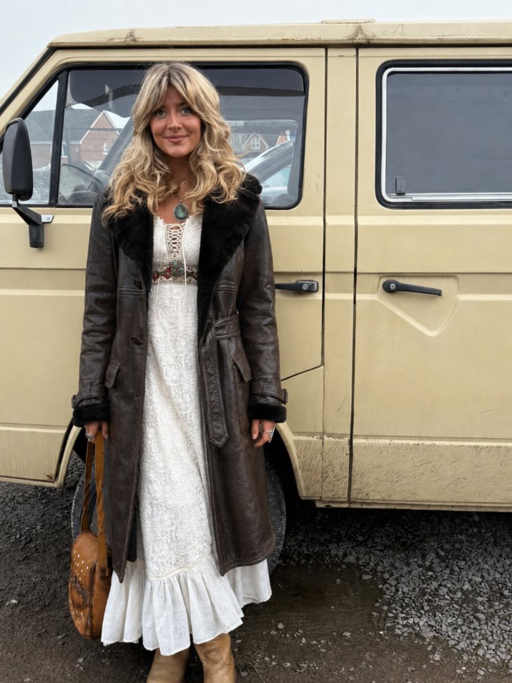 Vintage-Inspired Dark Brown Leather Shearling Coat - Women